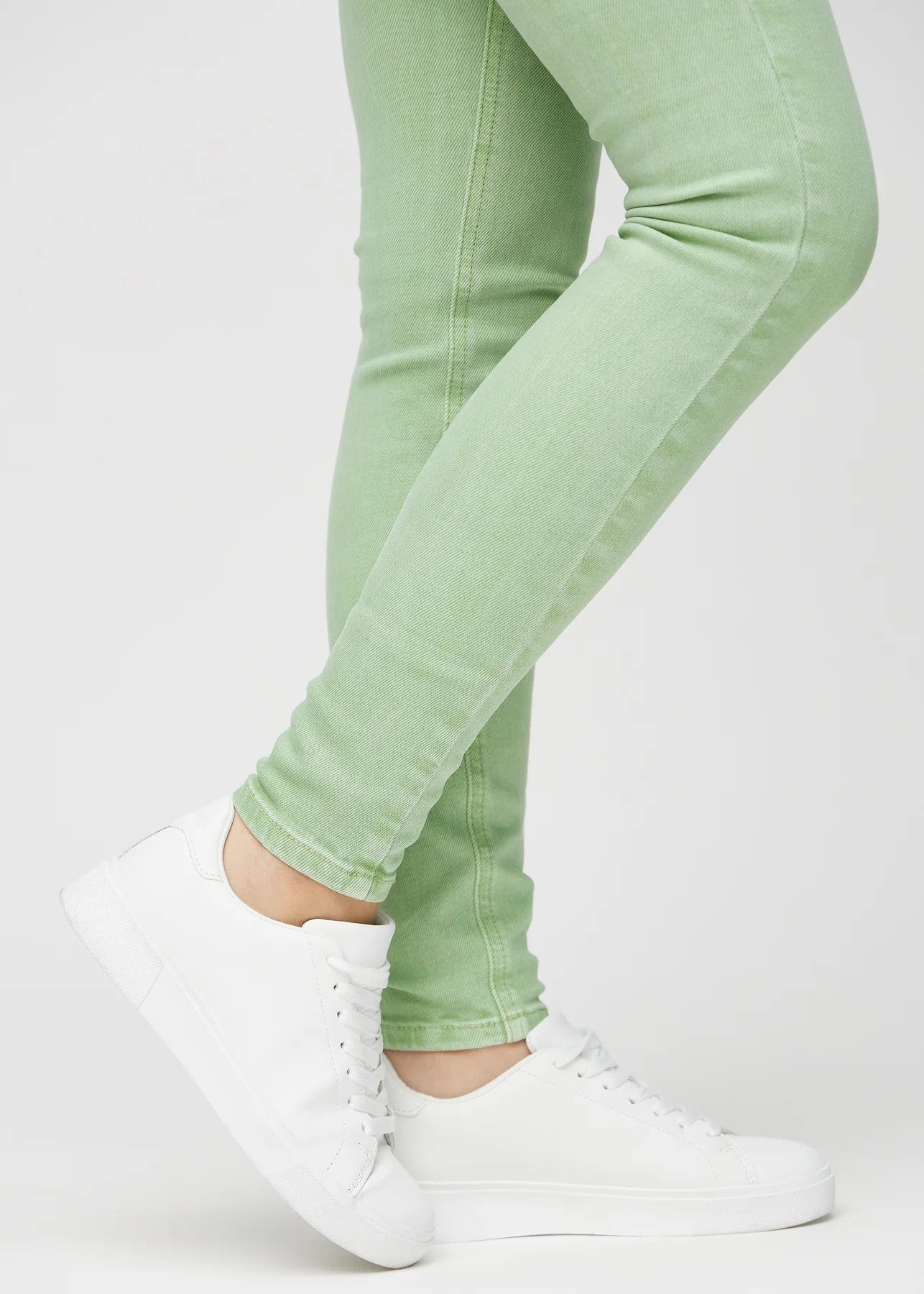 Damskie Jeansy z Wysokim Stanem i Elastycznym Krojem