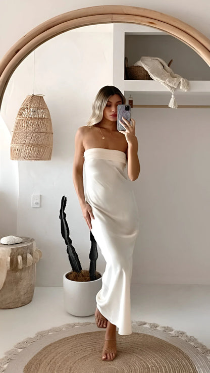 Aveline - Elegancka jedwabna sukienka z odkrytymi plecami