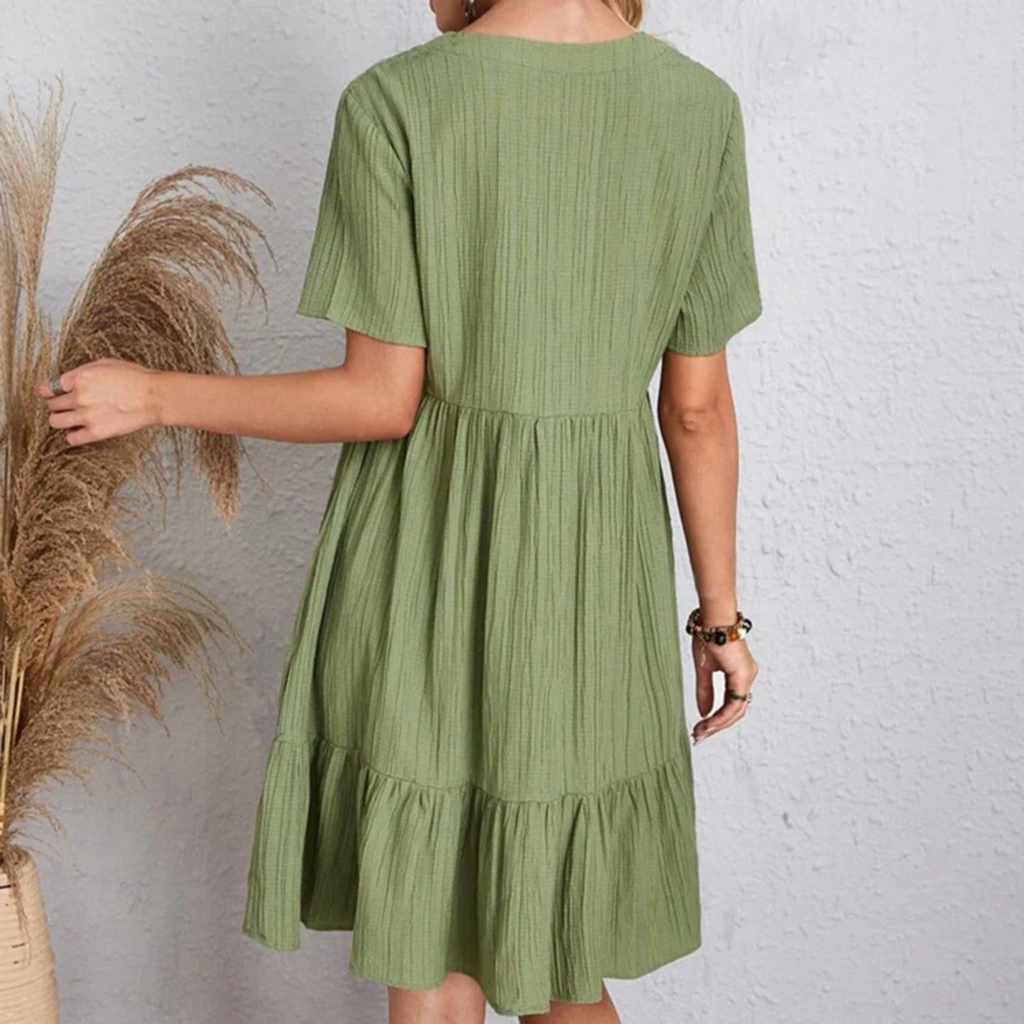 Boho Sukienka Mini z Falbanką i Dekoltem V
