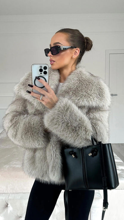 Irenka - Luksusowe Sztuczne Futro dla Elegancji