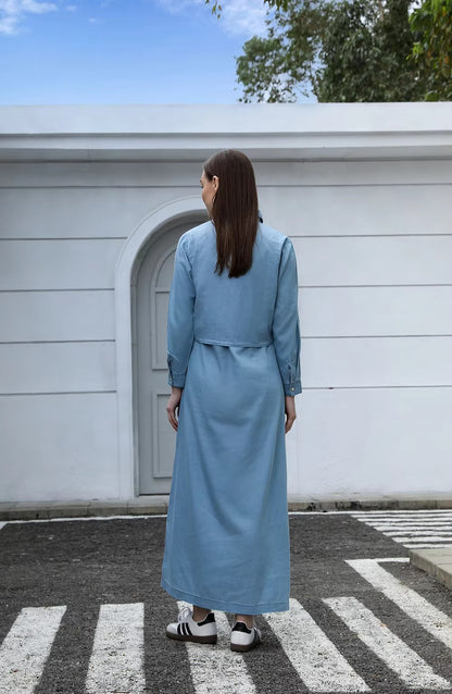 Mia - Lekka bluzka z denimu z kopertowym dekoltem i sukienka typu slip dress