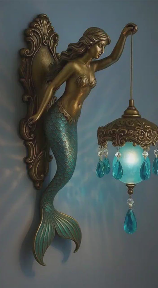 Lampa Ścienna Mit – Dekoracyjne Oświetlenie